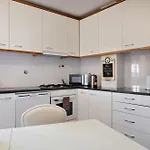 Wander Unwind - Wine Cellars