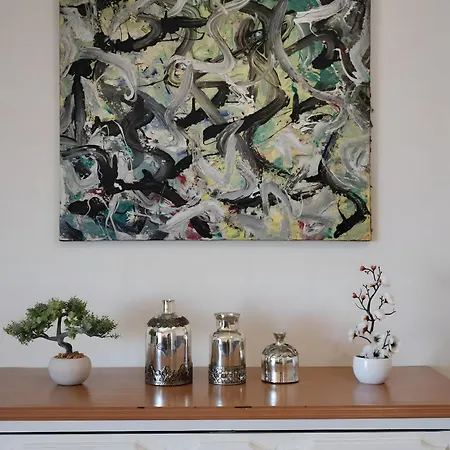 Wander Unwind - Wine Cellars Holiday home *