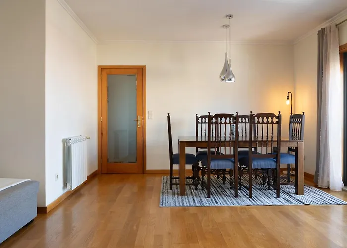 Wander Unwind - Wine Cellars Vila Nova de Gaia